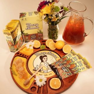 Vyzkoušej 100% přírodní Honey Lemon wrapy od Blazy Susan – bez tabáku, bez nikotinu, zato s jemně sladkou chutí medu a...